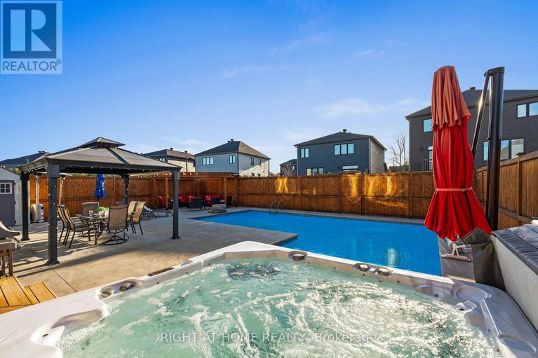 28253382/210-spindrift-circle/mahogany-community/ottawa/ontario/K4M1J8_40