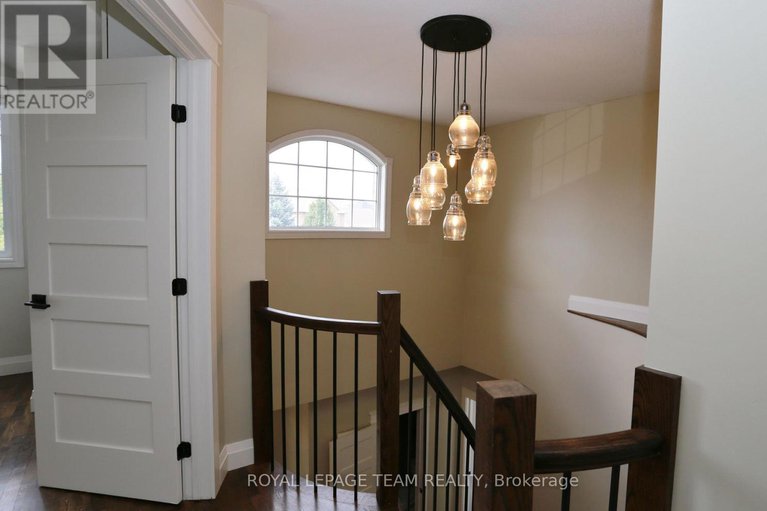 28738556/78-friendly-crescent/stittsville-south/ottawa/ontario/K2S2B5_22