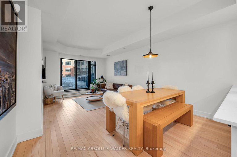 29397404/218-60-springhurst-avenue/ottawa-east/ottawa/ontario/K1S5V7_12