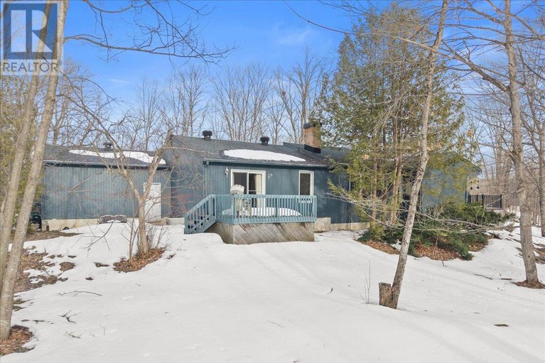 29556813/1235-millburn-crescent/cumberland-ridge/ottawa/ontario/K4C1C9_36