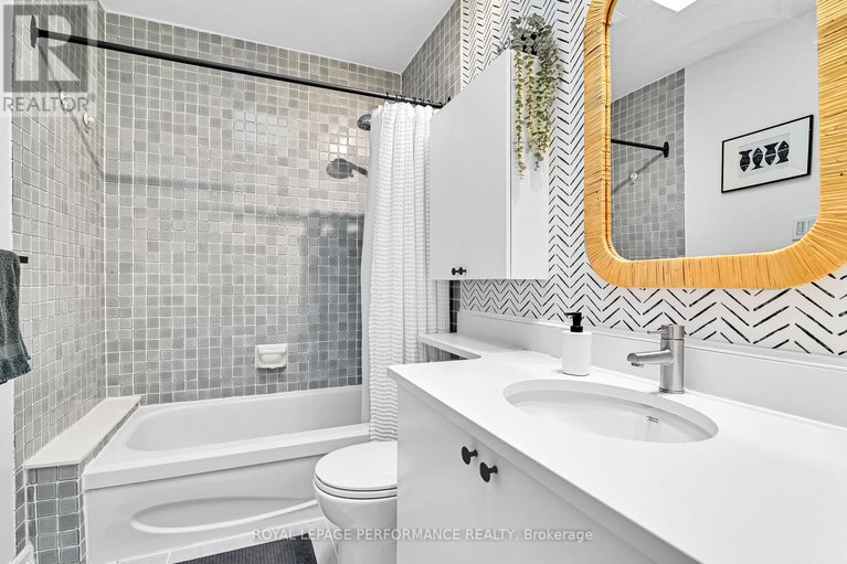 28634698/194-charlotte-street/sandy-hill/ottawa/ontario/K1N8K9_18