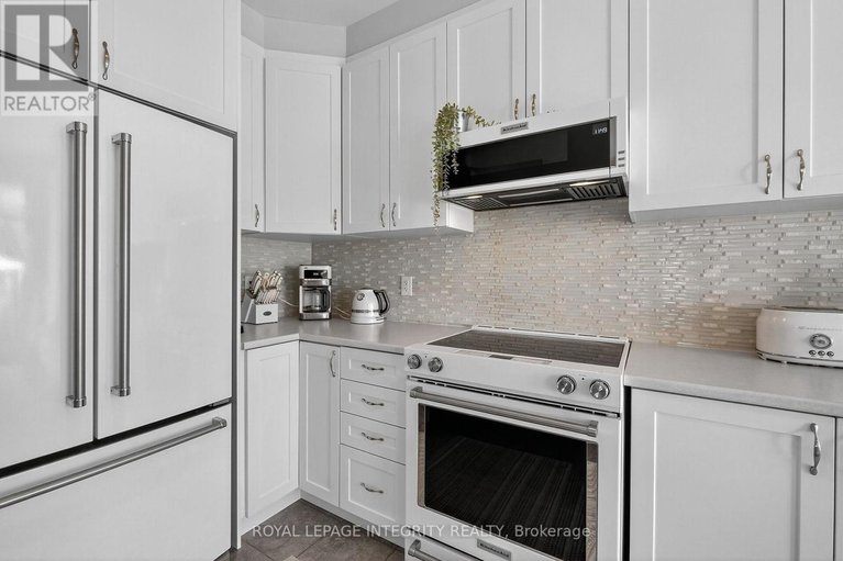 28920015/1112-apolune-street/half-moon-bay/ottawa/ontario/K2J6N8_23