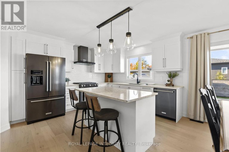 29001151/204-hybrid-street/embrun/russell/ontario/K0A1W0_8
