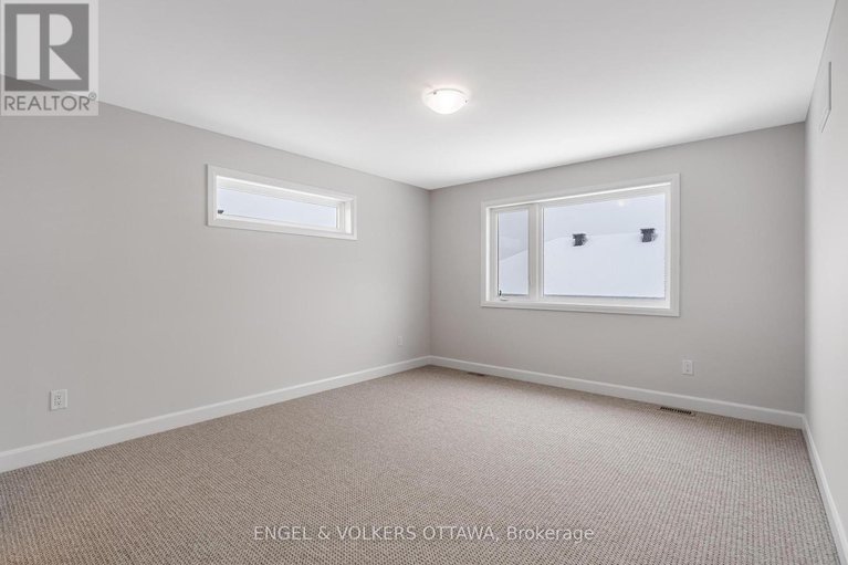 28591780/683-fisher-street/north-grenville-twp-kemptville-south/north-grenville/ontario/K0G1J0_17