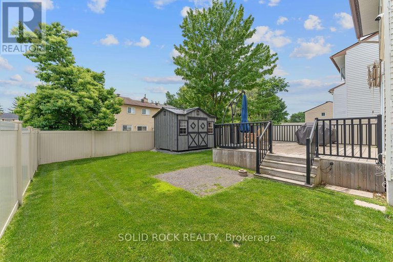 28618076/33-benlark-road/on-the-green/ottawa/ontario/K2J2L5_41