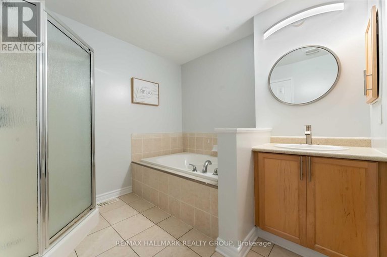 28985545/104-esterbrook-drive/mer-bleuebradley-estatesanderson-park/ottawa/ontario/K1W0A9_25