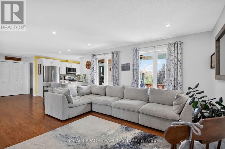 29647827/109-stonewalk-drive/north-grenville-twp-kemptville-south/north-grenville/ontario/K0G1J0_6