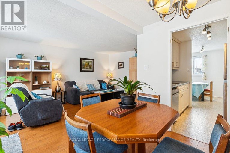 29402073/48-423c-woodfield-drive/tanglewood/ottawa/ontario/K2G4B7_16