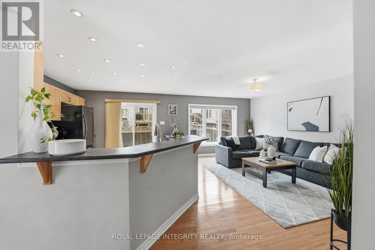 29452048/208-aquilo-crescent/stittsville-north/ottawa/ontario/K2S0L8_10