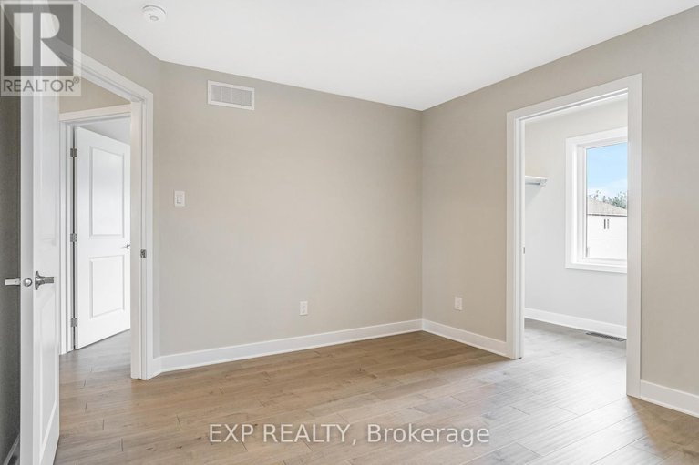 28650834/600-paakanaak-avenue/blossom-parkkemp-parkfindlay-creek/ottawa/ontario_22