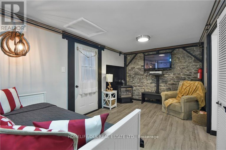 27093931/32-apple-street/downtown/brockville/ontario/K6V4X8_19