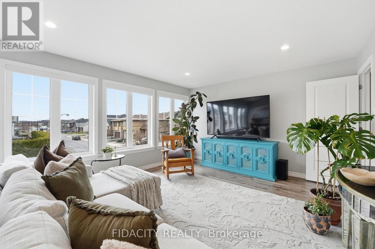 29617148/216-balikun-heights/emerald-meadowstrailwest/ottawa/ontario/K2V0A6_26