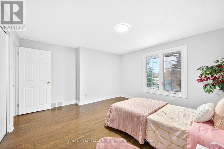 29462514/1930-southampton-court/braemar-park/ottawa/ontario/K2C0W4_29