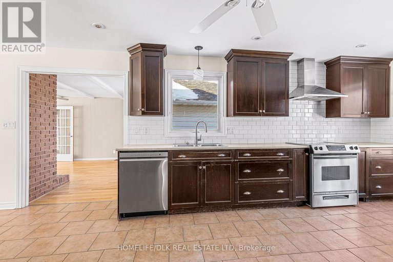 29392400/834-south-gower-drive/north-grenville-twp-kemptville-east/north-grenville/ontario/K0G1J0_5