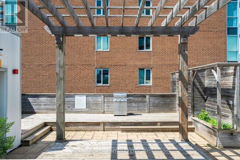 29635682/102-360-cumberland-street/lower-townbyward-market/ottawa/ontario/K1N0B1_25