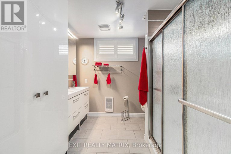 28356957/209-jasper-crescent/town-of-rockland/clarence-rockland/ontario/K4K0A3_30