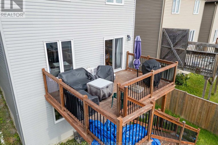 29319586/270-mica-crescent/town-of-rockland/clarence-rockland/ontario/K4K0E2_26