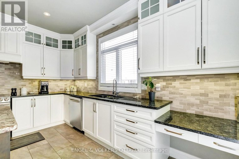 28893468/304-colmar-street/embrun/russell/ontario/K0A1W0_18