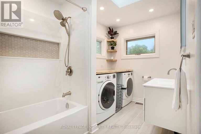 29541233/501-stewart-lane/lanark-highlands-dalhousie-twp/lanark-highlands/ontario/K0G1M0_21