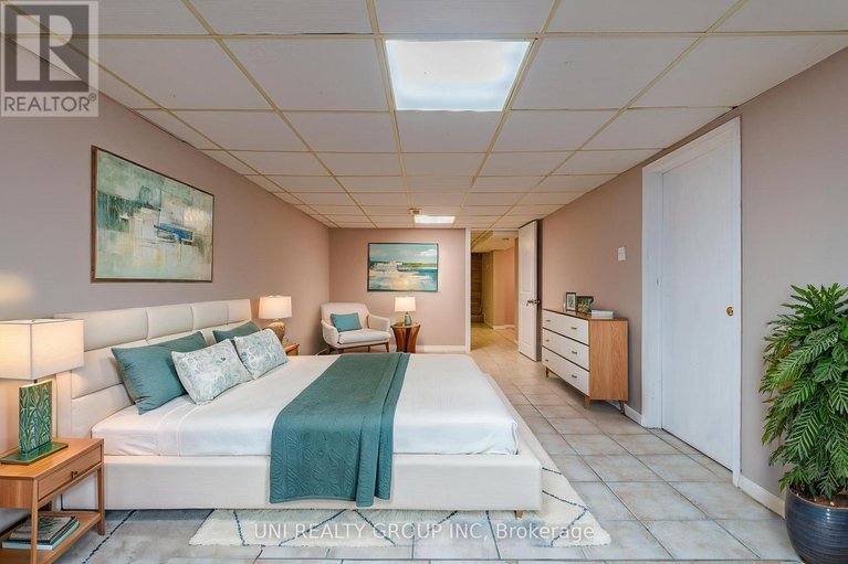 29578391/17-forest-park-avenue/city-viewskylinefisher-heightsparkwood-hills/ottawa/ontario/K2E5A2_36