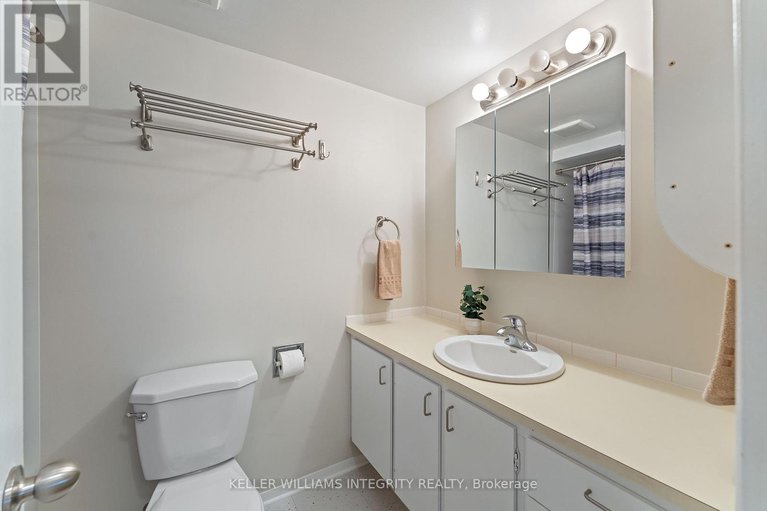 28432501/4-20-sweetbriar-circle/pheasant-run/ottawa/ontario/K2J2K4_24