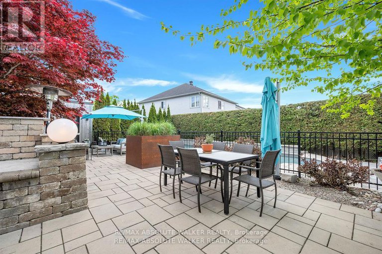 28644323/107-joshua-street/mer-bleuebradley-estatesanderson-park/ottawa/ontario/K1W0A2_32