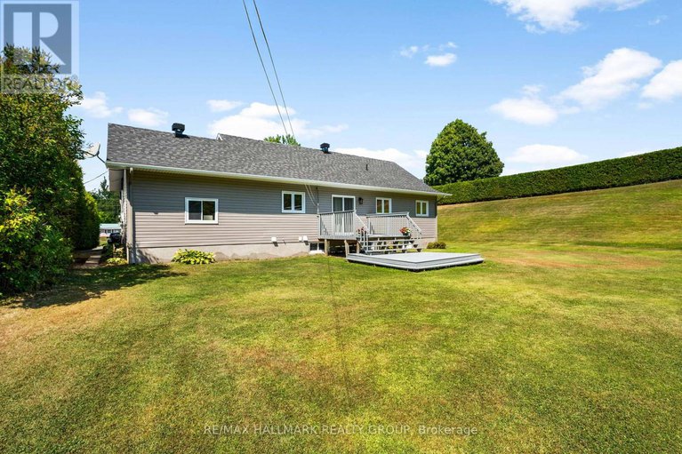 28782422/1754-labonte-street/clarencerockland-twp/clarence-rockland/ontario/K0A1N0_38