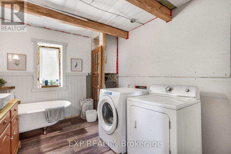 28788005/12-high-street/vankleek-hill/ontario/K0B1R0_14