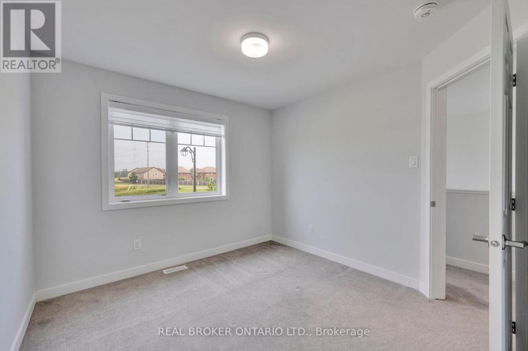 28620609/2123-winsome-terrace/fallingbrookgardenway-south/ottawa/ontario/K4A3P6_19