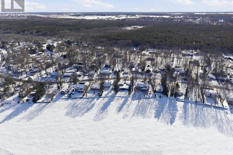 29377339/557-bayview-drive/constance-bay/ottawa/ontario/K0A3M0_31