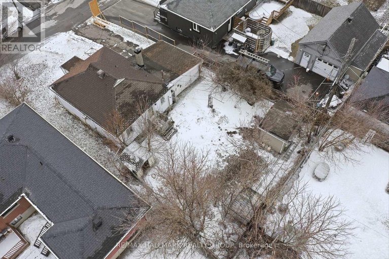 29466008/479-newman-avenue/overbrookcastle-heights/ottawa/ontario/K1K1N8_10