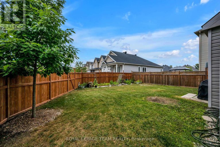 28806493/1201-de-pencier-drive/kemptville/north-grenville/ontario/K0G1J0_45