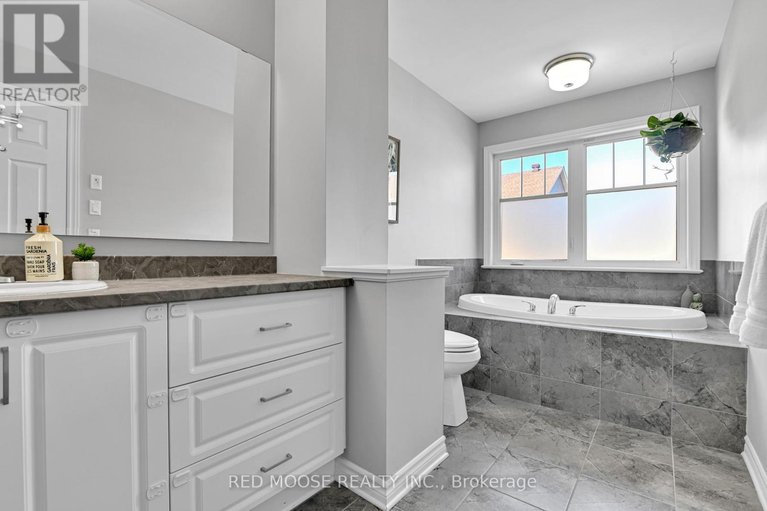 29644377/730-sora-way/blossom-parkkemp-parkfindlay-creek/ottawa/ontario/K1T0R3_24