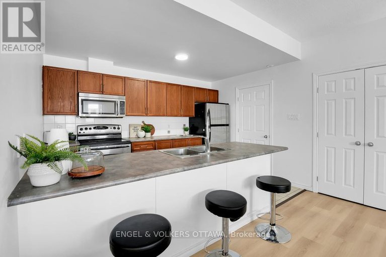 29579180/5-165-waterbridge-drive/barrhaven-east/ottawa/ontario/K2G7G3_6