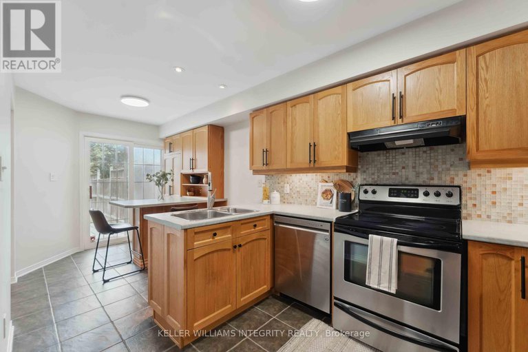28430472/141-lockhaven-private/stonebridge/ottawa/ontario/K2J5L6_6