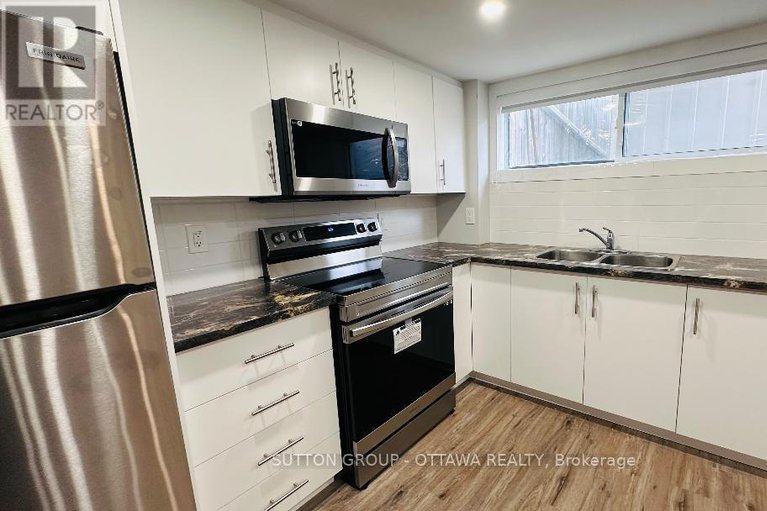 28362036/2675-marie-street/britannia/ottawa/ontario/K2B7E3_25