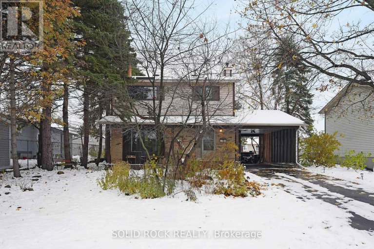 29105318/386-vince-drive/bilberry-creekqueenswood-heights/ottawa/ontario/K1E2E3_2