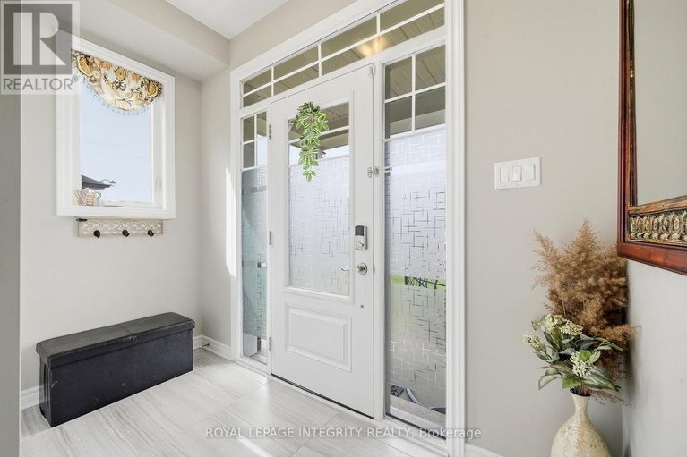 29671638/208-mountain-sorrel-way/avalon-west/ottawa/ontario/K4A1H2_3