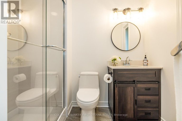 28819605/9-lone-meadow-trail/stittsville-central/ottawa/ontario/K2S1C9_18