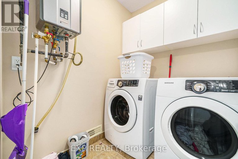 29291363/203-brambling-way/half-moon-bay/ottawa/ontario/K2J5V5_21