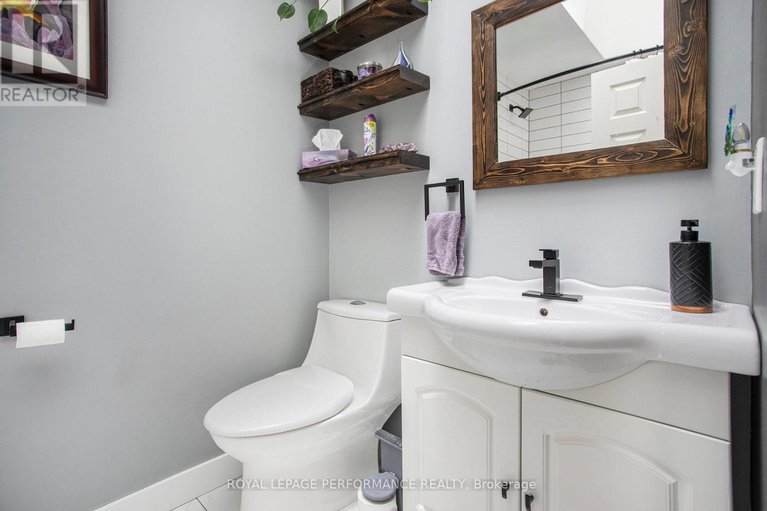 29009463/2141-boyer-road/chateauneuf/ottawa/ontario/K1C1R5_21