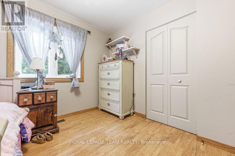 29158595/74-castleford-road/horton-twp/horton/ontario/K7V3Z8_15