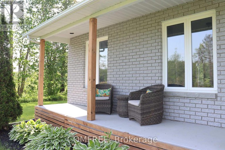 28468033/1145-du-golf-road/clarencerockland-twp/clarence-rockland/ontario/K0A1N0_4