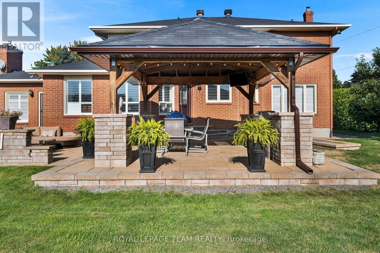 28881077/6501-wellwood-street/greely/ottawa/ontario/K4P1G2_35
