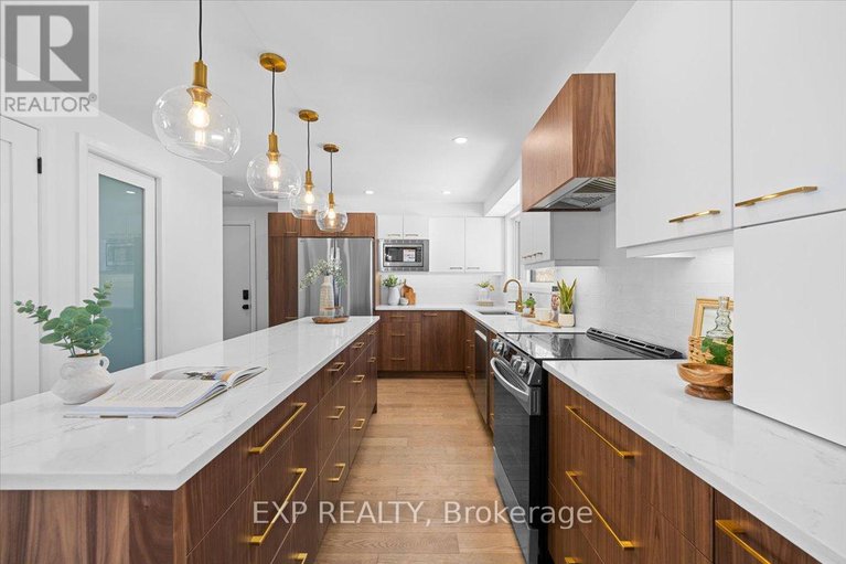 29377335/41-qualicum-street/bruce-farmgraham-parkqualicumbellands/ottawa/ontario/K2H7H3_15