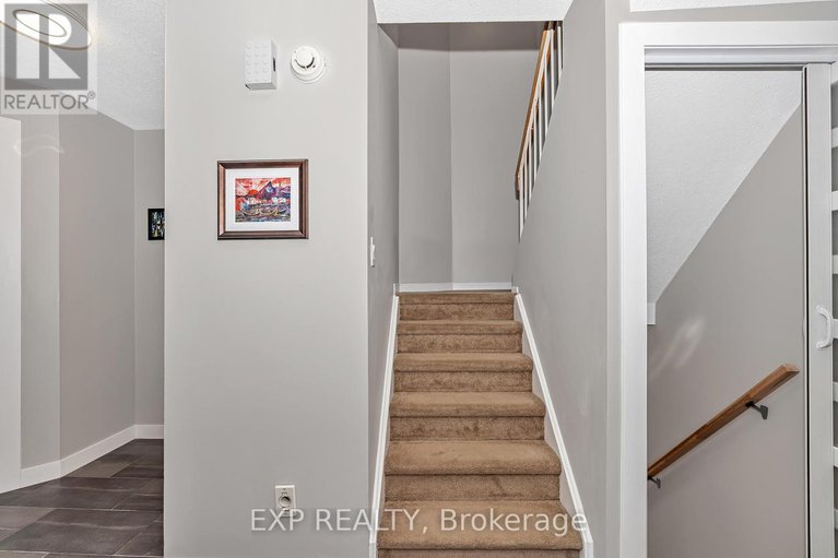 28837598/1943-longman-crescent/chateauneuf/ottawa/ontario/K1C5G8_17