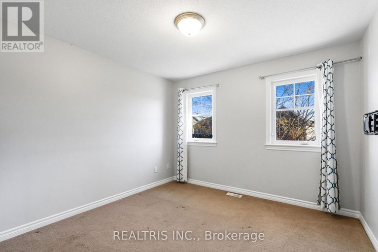 29374146/471-creekview-way/blossom-parkkemp-parkfindlay-creek/ottawa/ontario/K1T0J4_17