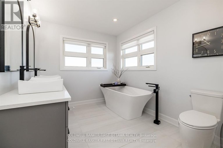 29606727/5758-fernbank-road/remainder-of-stittsville-area/ottawa/ontario/K2S1B6_16