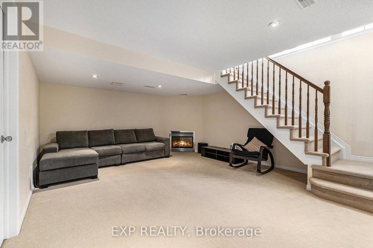 28515656/407-heathrow-private/stittsville-south/ottawa/ontario/K2S0M9_22