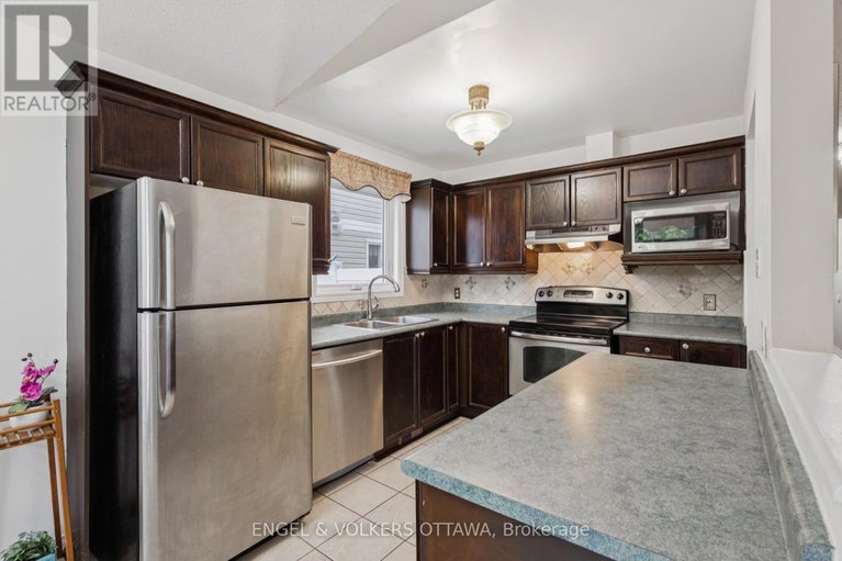 28798692/2213-noblewood-way/orleans-village/ottawa/ontario/K1W1E7_19